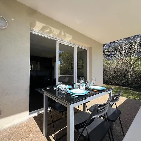 Sunny 2-room Apartment, Terrace, Garden Annecy