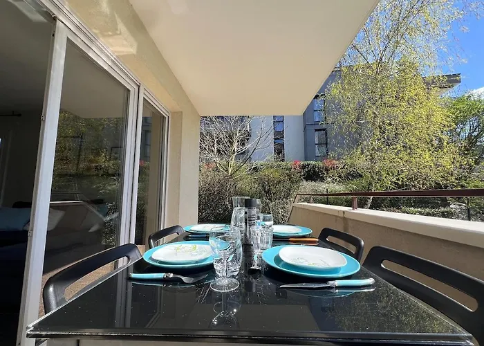 Daire Sunny 2-room Apartment, Terrace, Garden Annecy