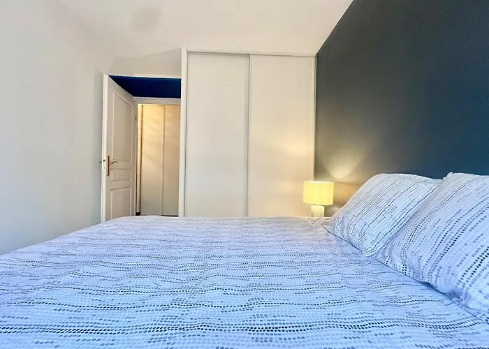 Sunny 2-room Apartment, Terrace, Garden Daire Annecy