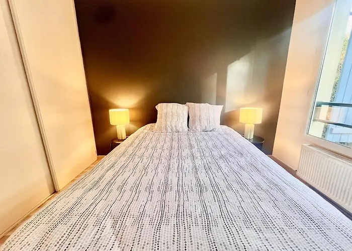 Sunny 2-room Apartment, Terrace, Garden * Annecy